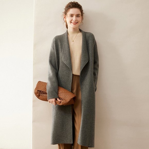 Light Luxury - Women's Long Cashmere Knitted Cardigan - Picture 4 of 14